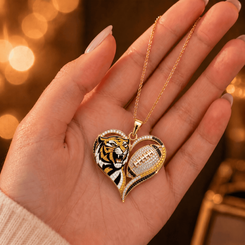 RIC Solid Gold Chain with Diamond Pendant NHVH