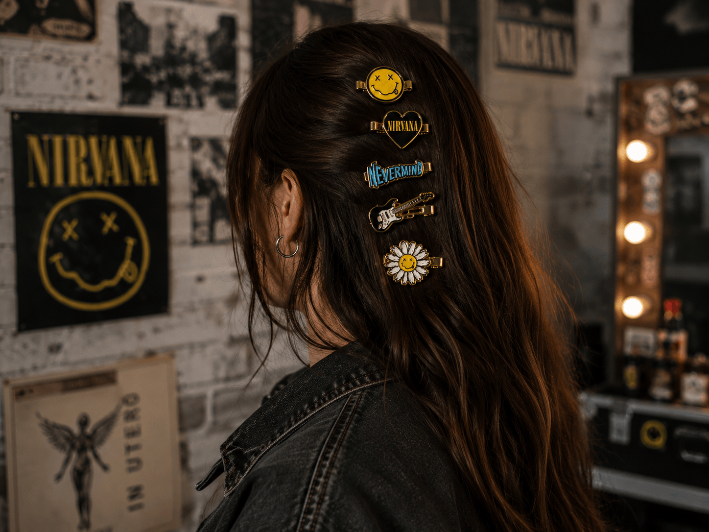NVN Elegant Gold Mini Barrettes for Women TMH