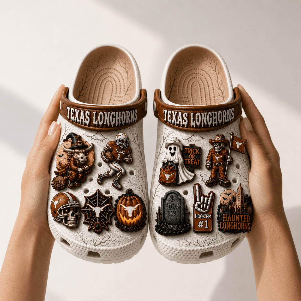 TLS PREMIUM CLOGS TTTT