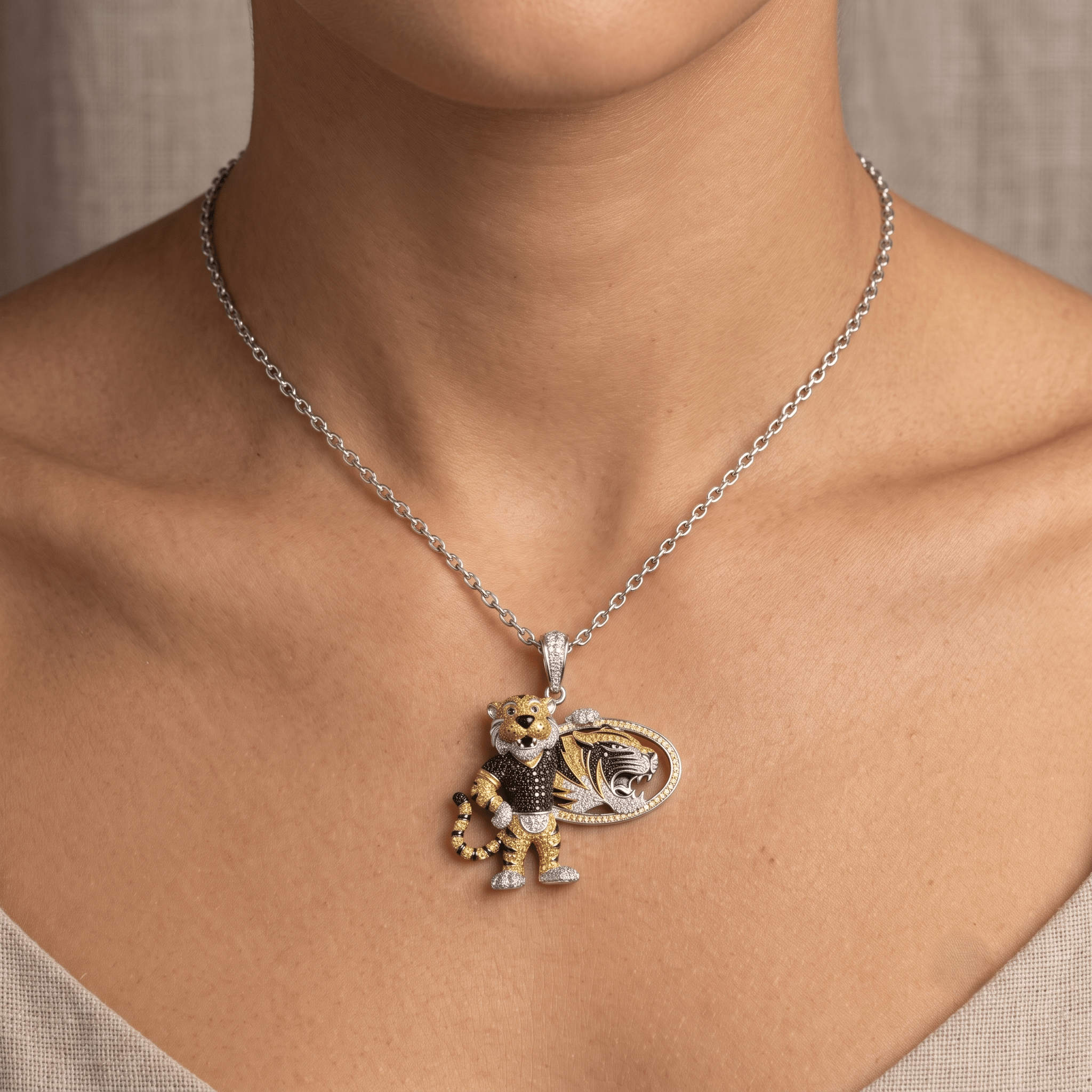 MSTG Solid Gold Chain with Diamond Pendant HTTT